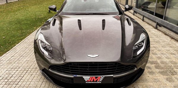 ASTON MARTIN DB11 COUPÉ V12 -IMPECABLE ESTADO-