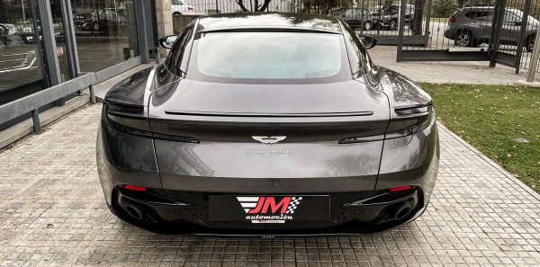 ASTON MARTIN DB11 COUPÉ V12 -IMPECABLE ESTADO-