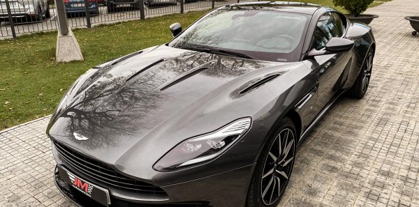 ASTON MARTIN DB11 COUPÉ V12 -IMPECABLE ESTADO-