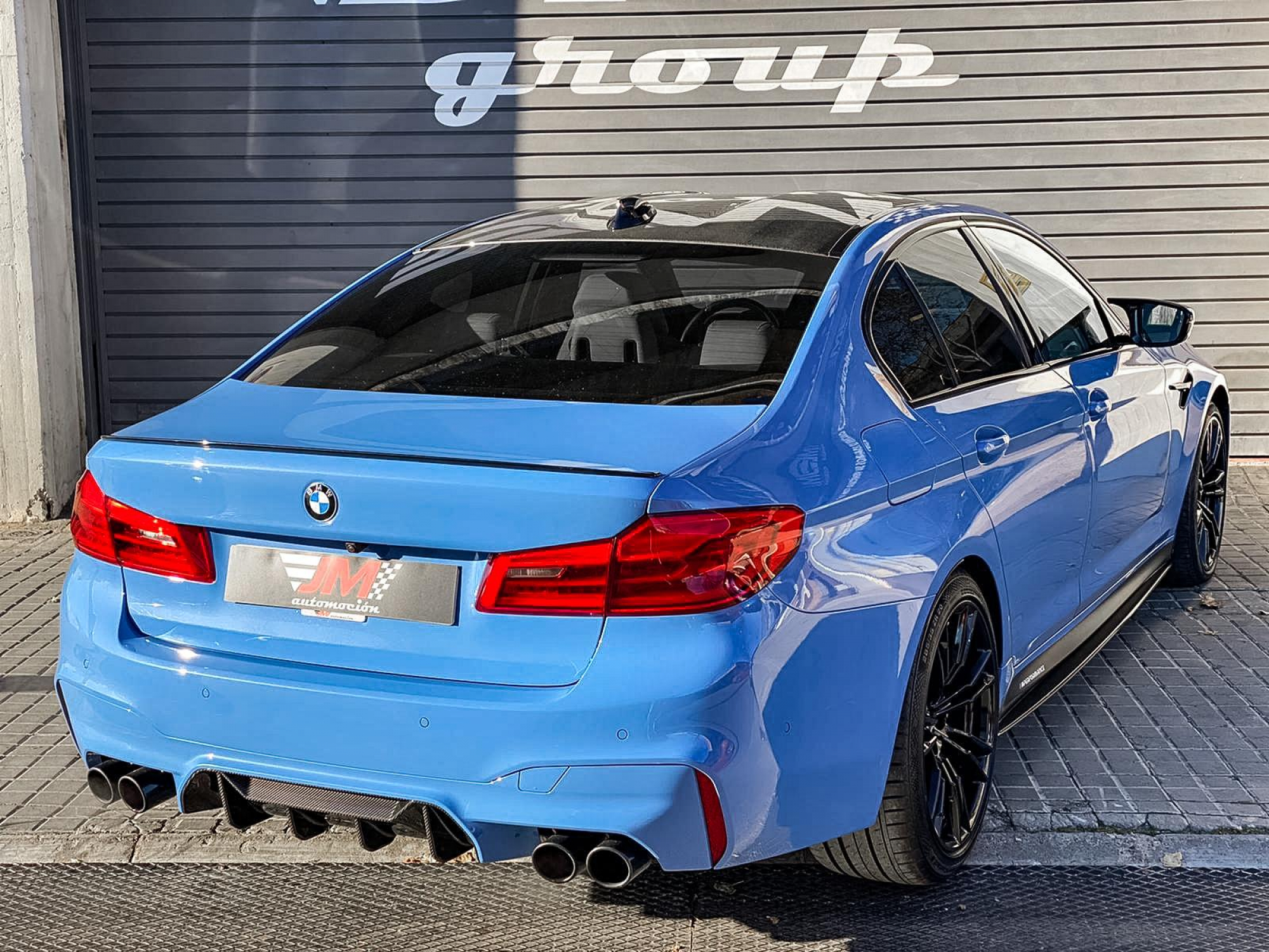 BMW M5 FIRST EDITION 1/400 -FULL OPTIONS--