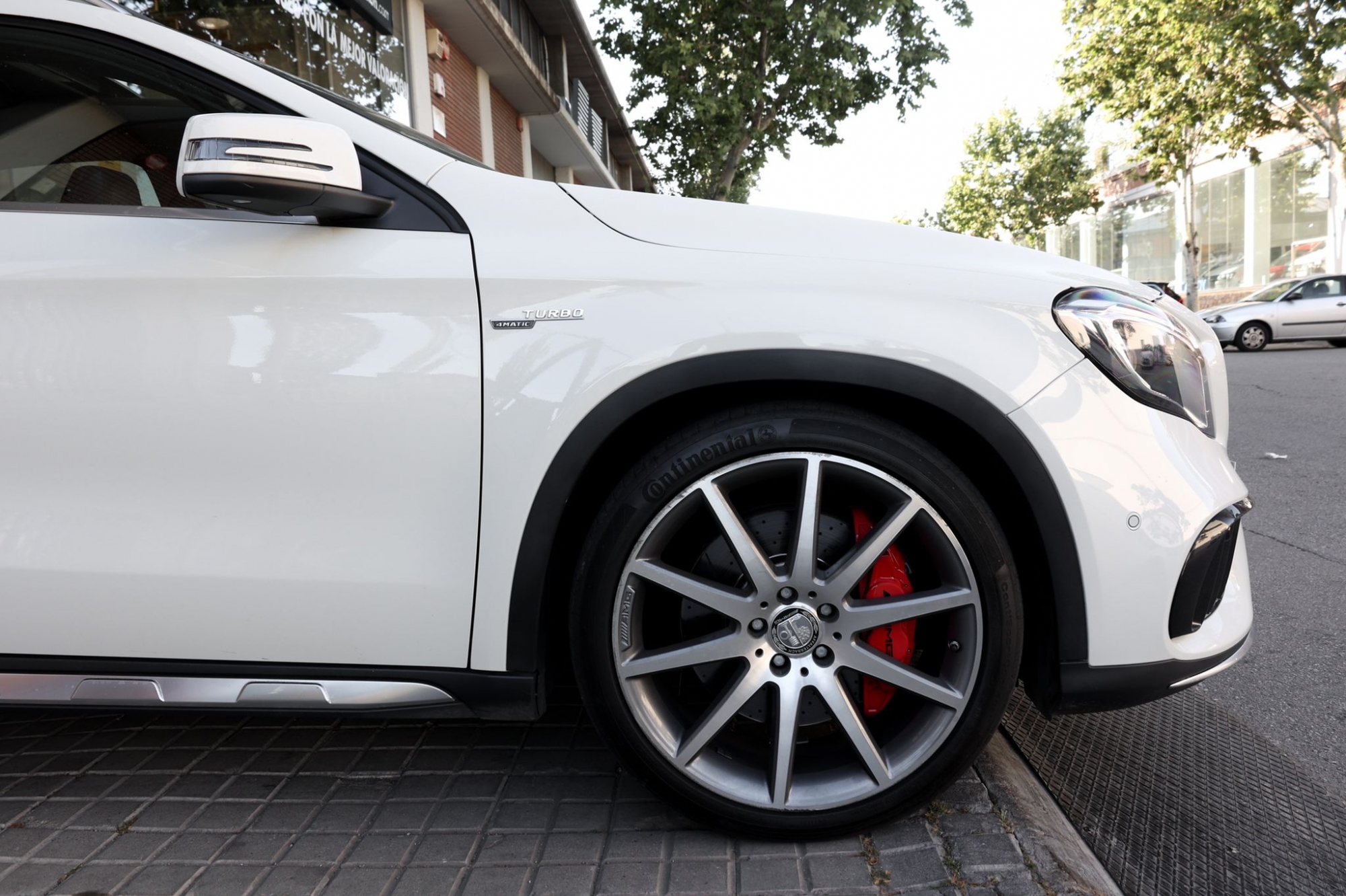 MERCEDES-BENZ GLA 45 AMG 4-MATIC 