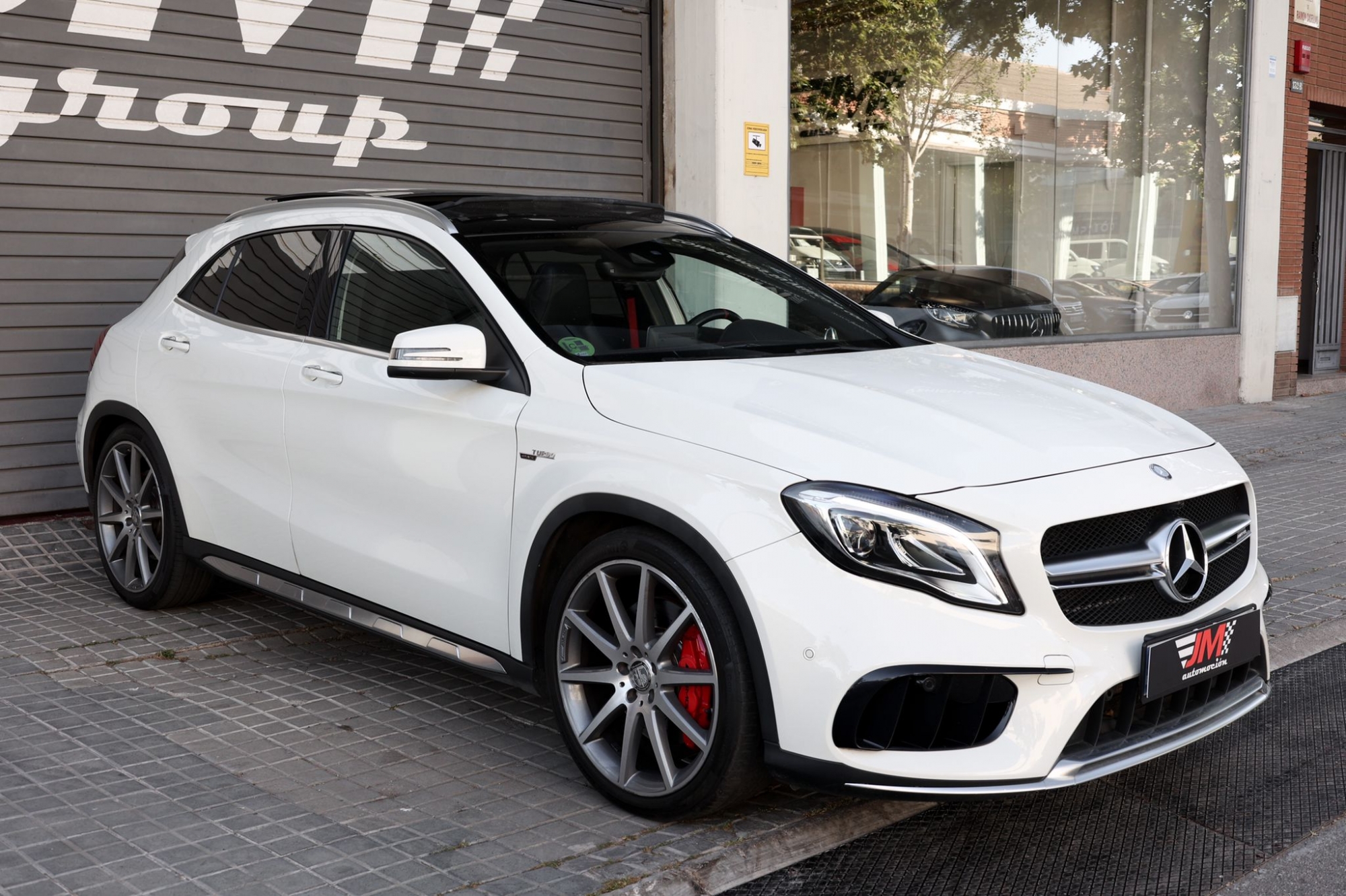 MERCEDES-BENZ GLA 45 AMG 4-MATIC 