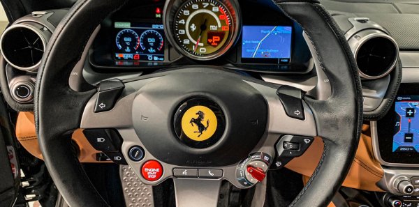 Ferrari GTC4 Lusso NOVITEC
