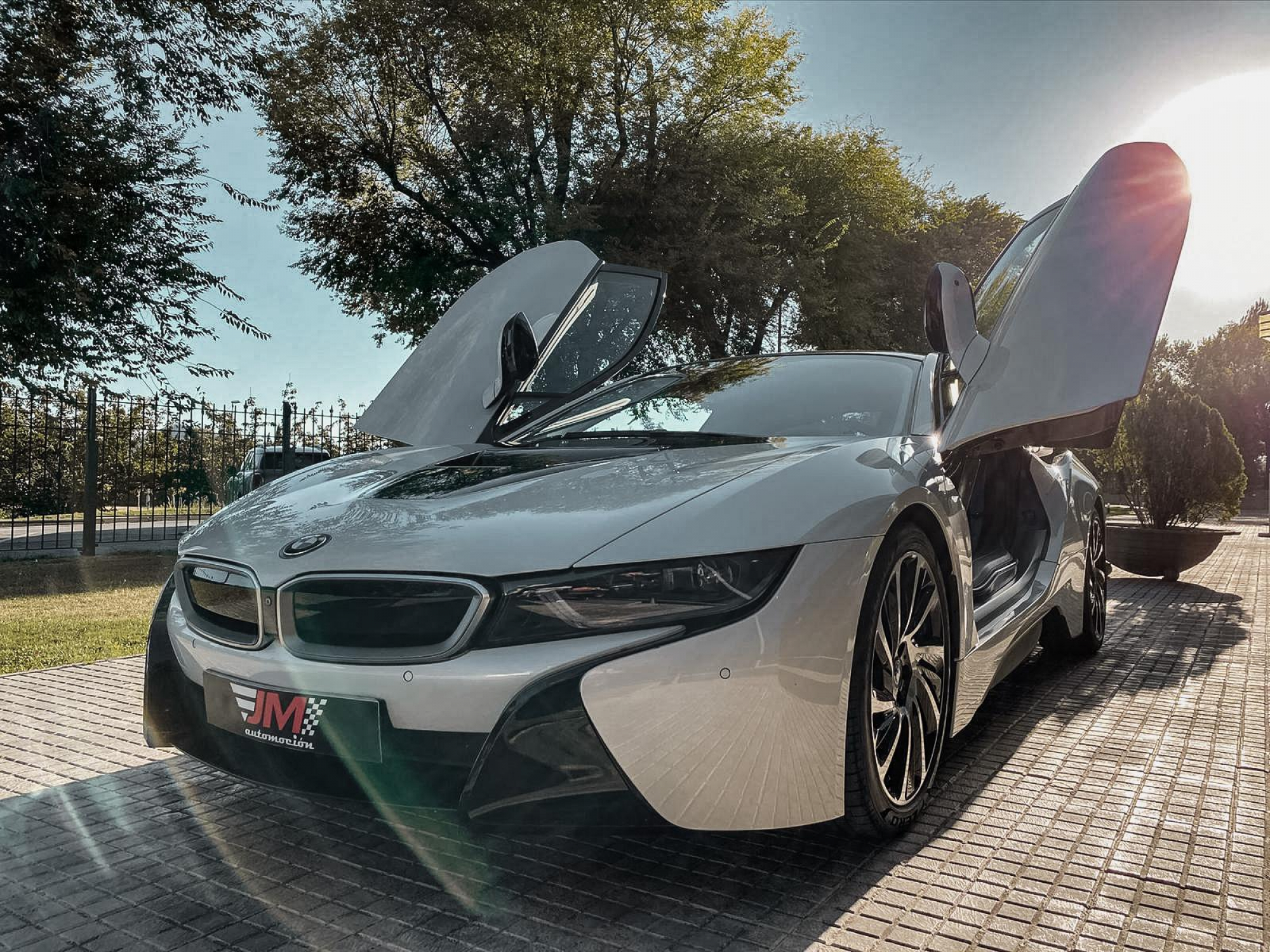 BMW I8 COUPÉ --IMPECABLE ESTADO--