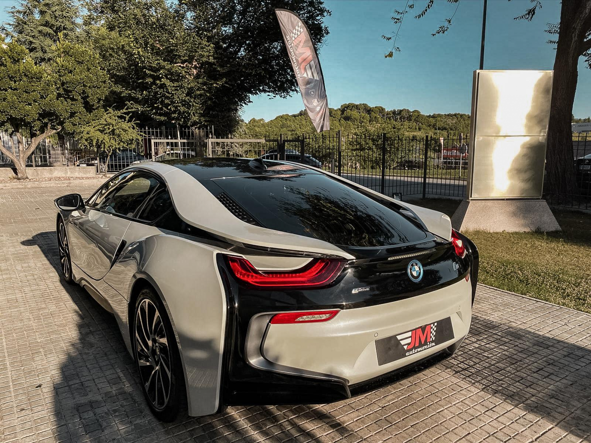 BMW I8 COUPÉ --IMPECABLE ESTADO--