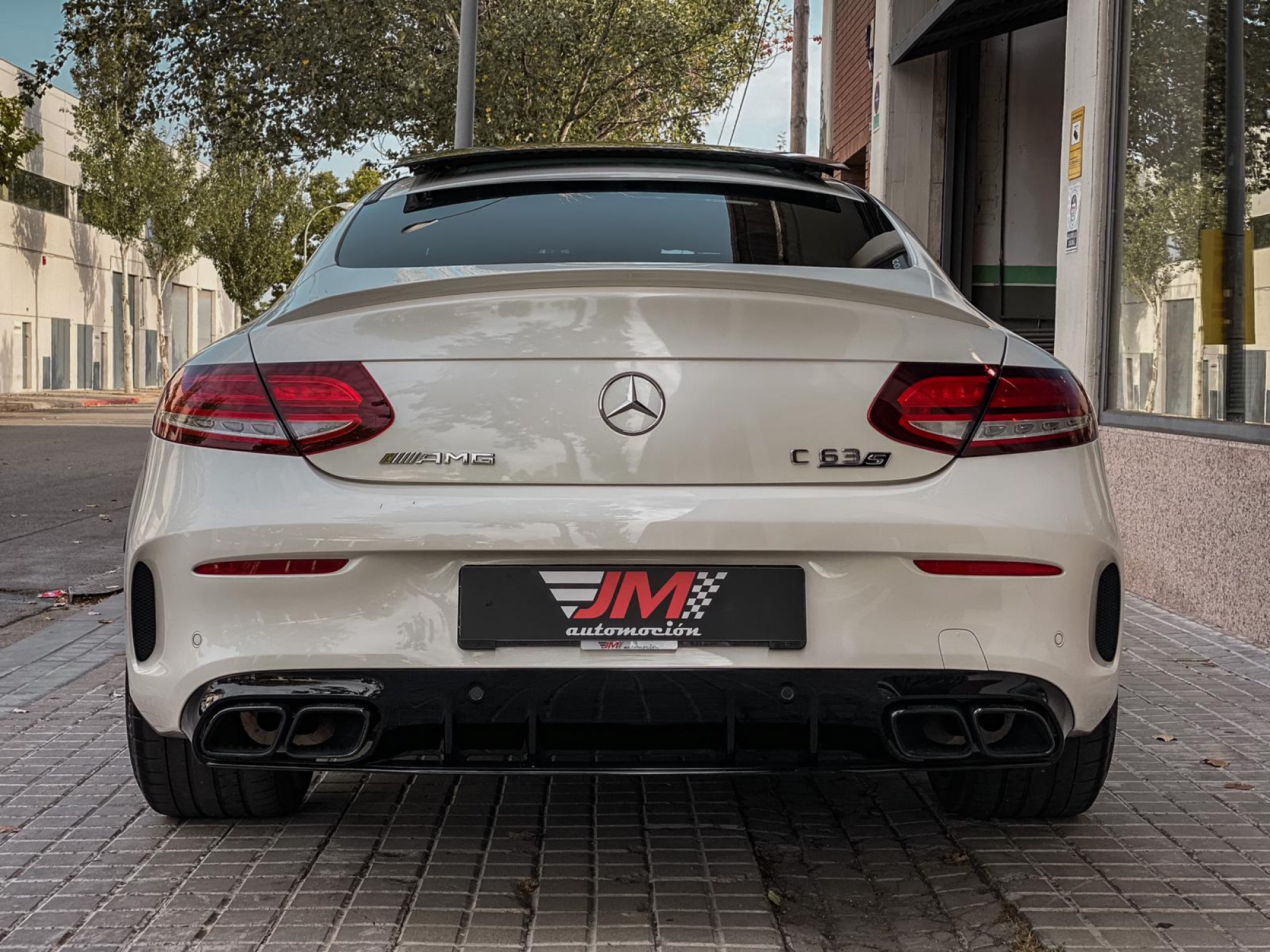 MERCEDES-BENZ C63 S AMG COUPE FULL OPTIONS